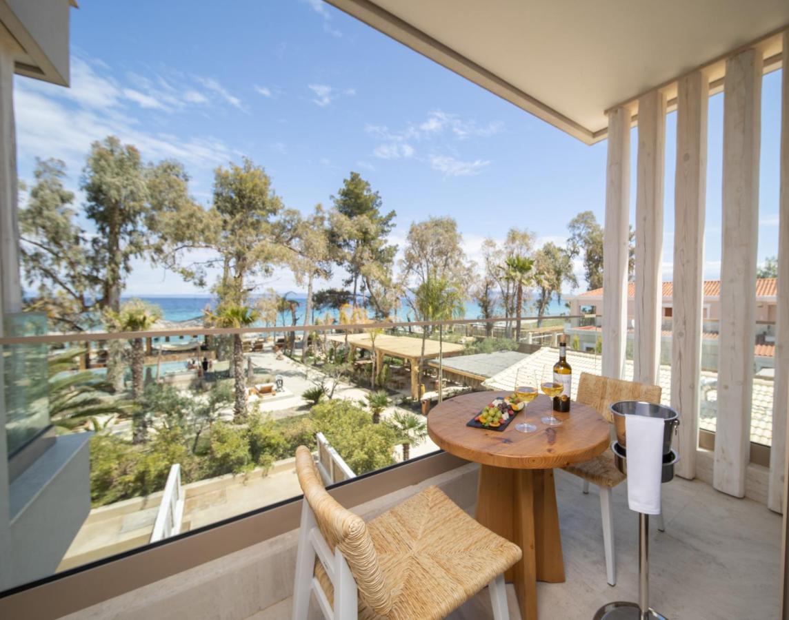 Mako Sea & Suites Pefkochori Exteriör bild