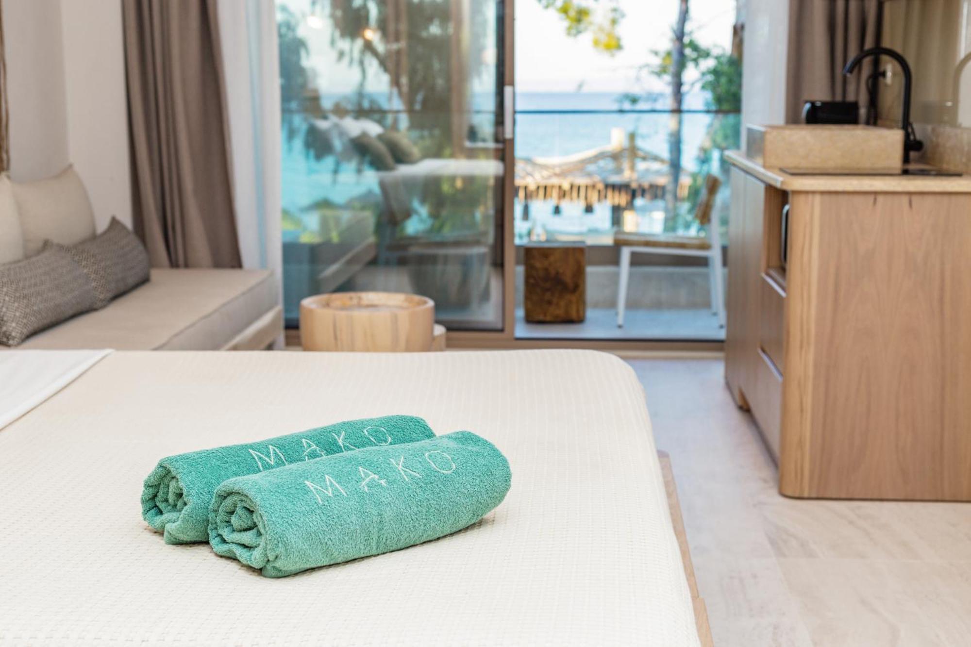 Mako Sea & Suites Pefkochori Rum bild