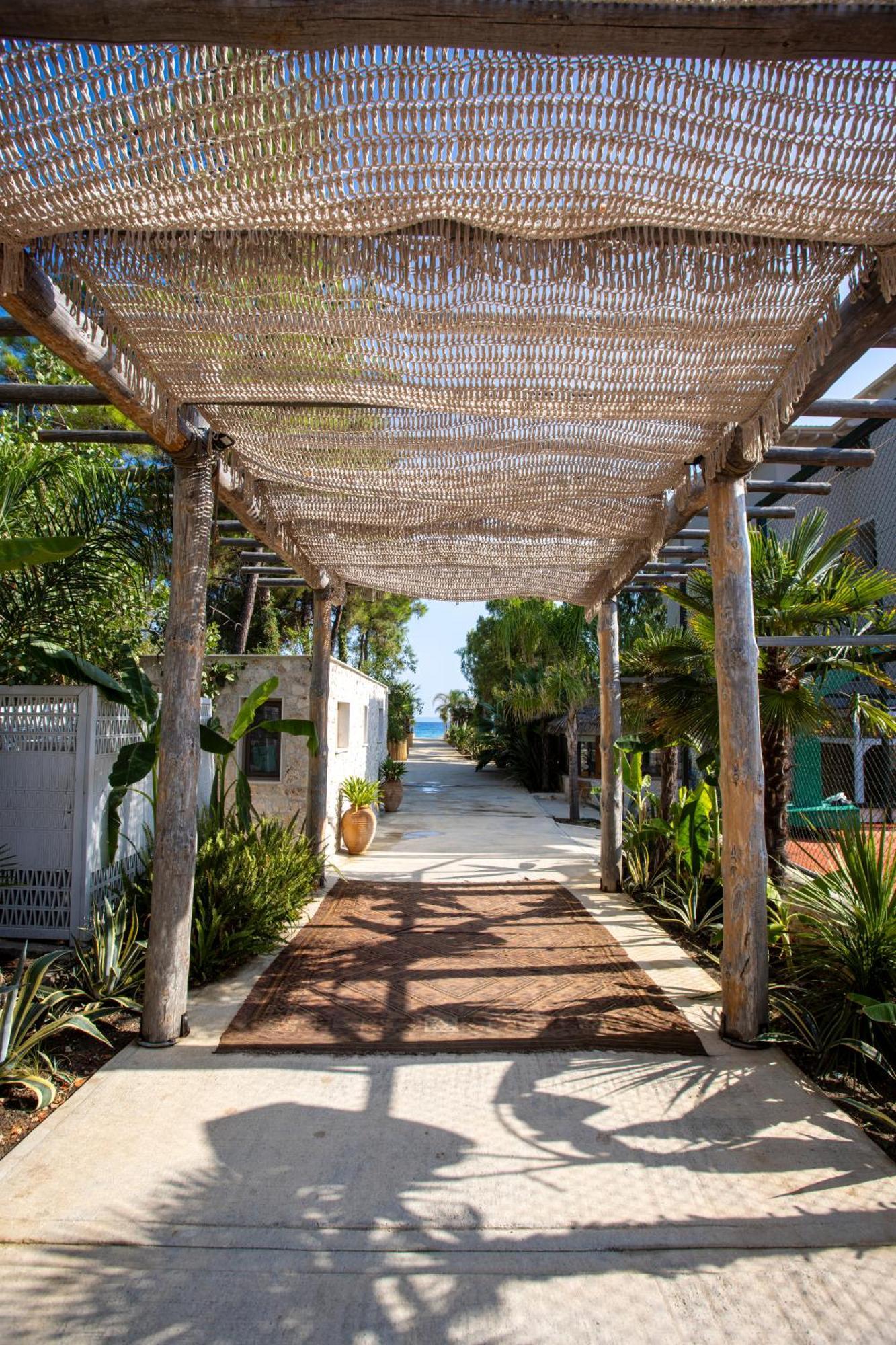 Mako Sea & Suites Pefkochori Exteriör bild